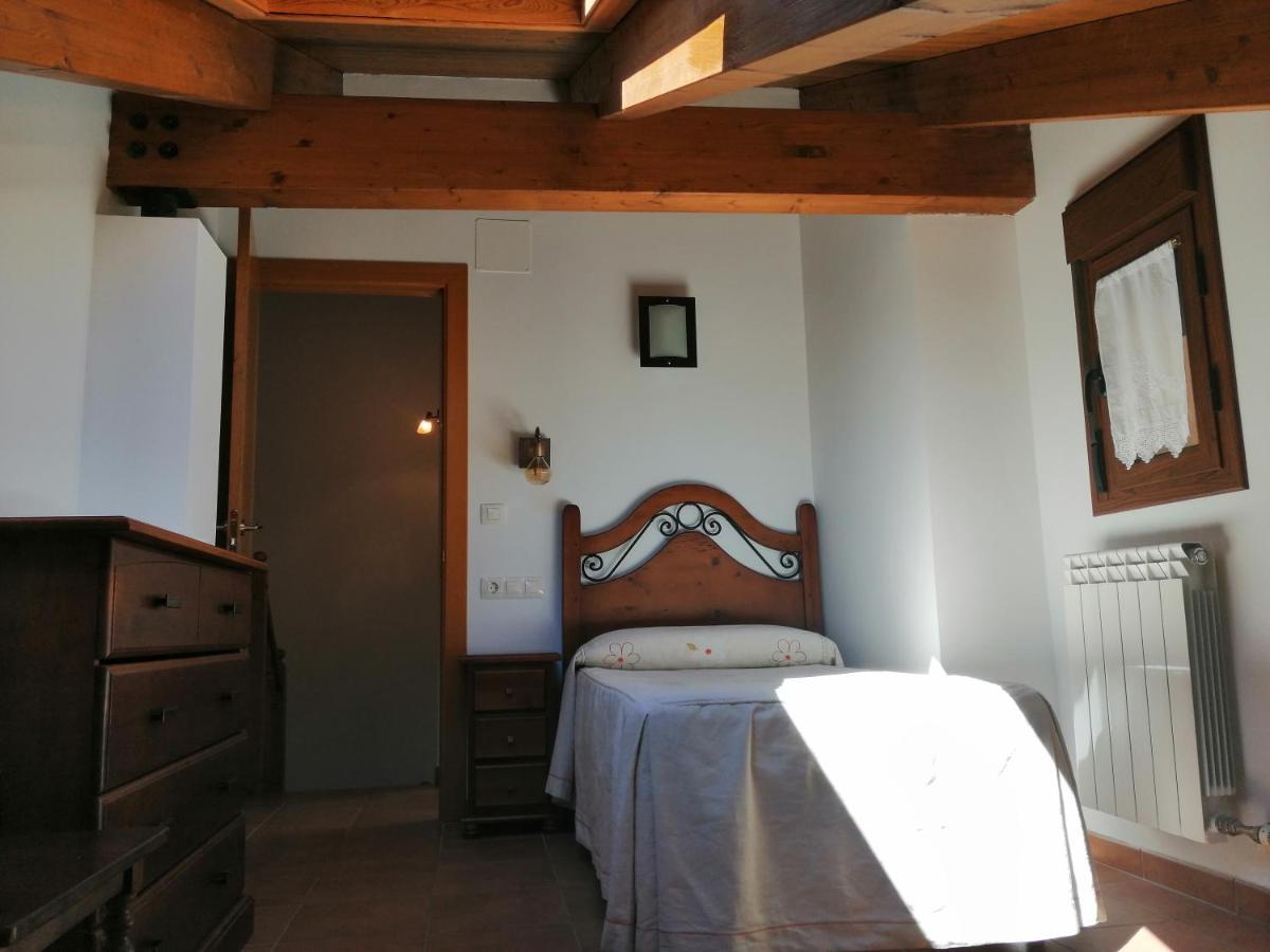 Apartamentos Mobison Salinas de Bielsa Buitenkant foto