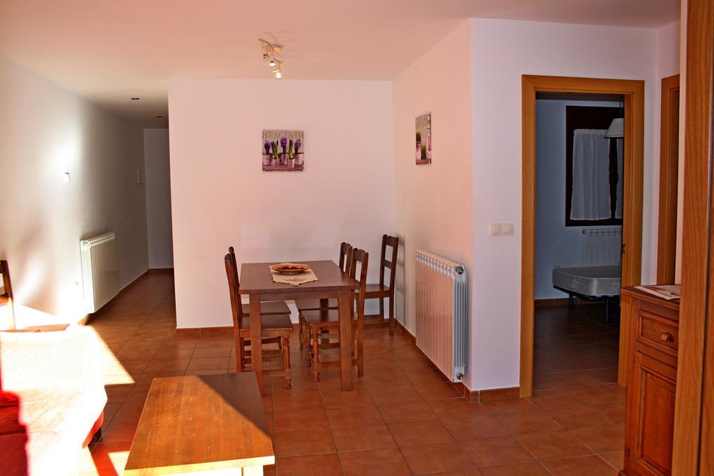 Apartamentos Mobison Salinas de Bielsa Buitenkant foto