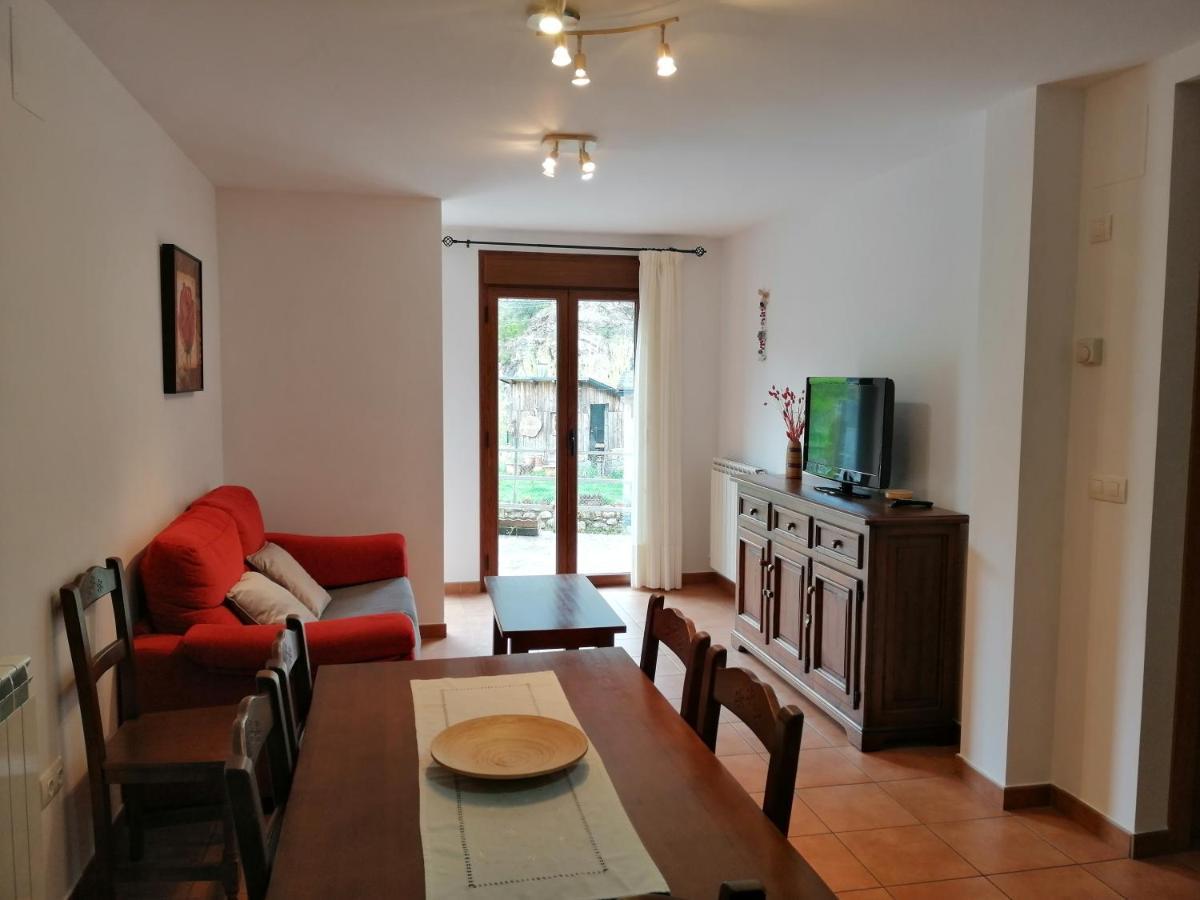Apartamentos Mobison Salinas de Bielsa Buitenkant foto